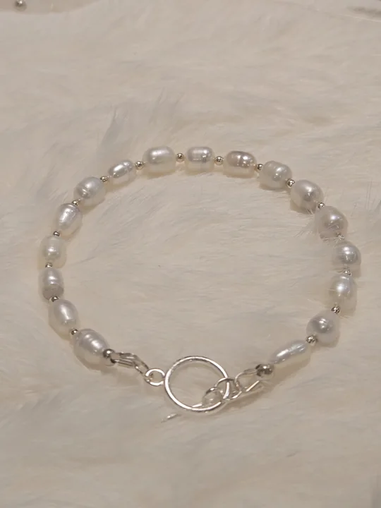 Another view of the Natural Pearl & Sterling Silver Toggle Bracelet