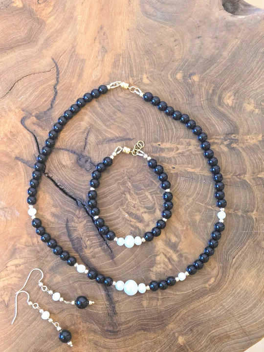 Another view of the Onyx & Pearl Collar Set: Necklace, Bracelet and Earrings
