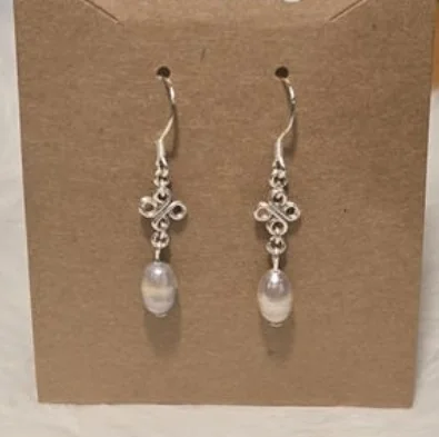 Another view of the Pearl Dangle Earrings with 925 Sterling Silver Wirework
